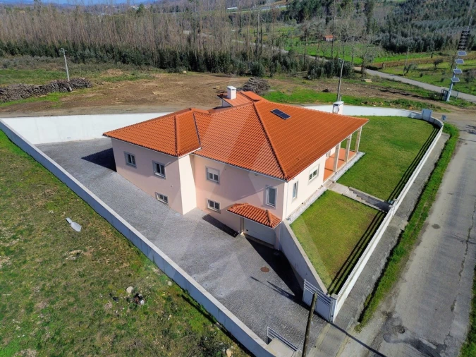 Moradia T3 para Venda em Macinhata do Vouga Foto 60