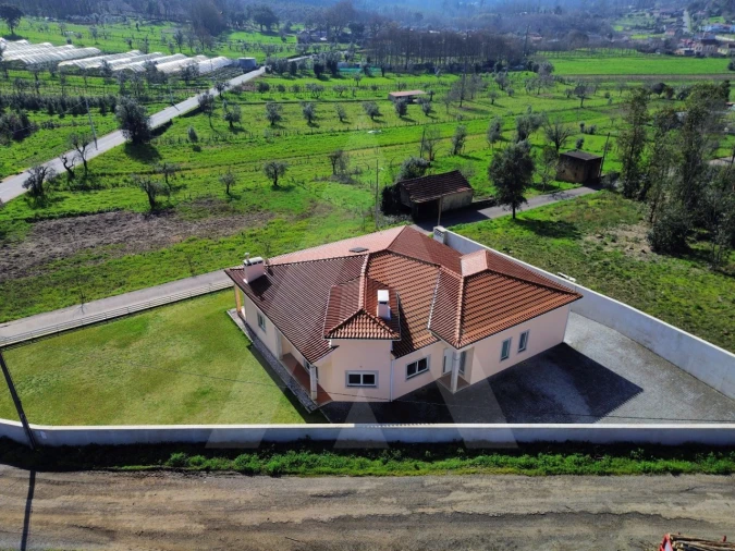 Moradia T3 para Venda em Macinhata do Vouga Foto 62