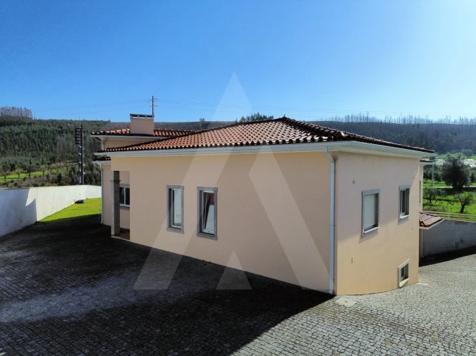 Moradia T3 para Venda em Macinhata do Vouga Foto 69