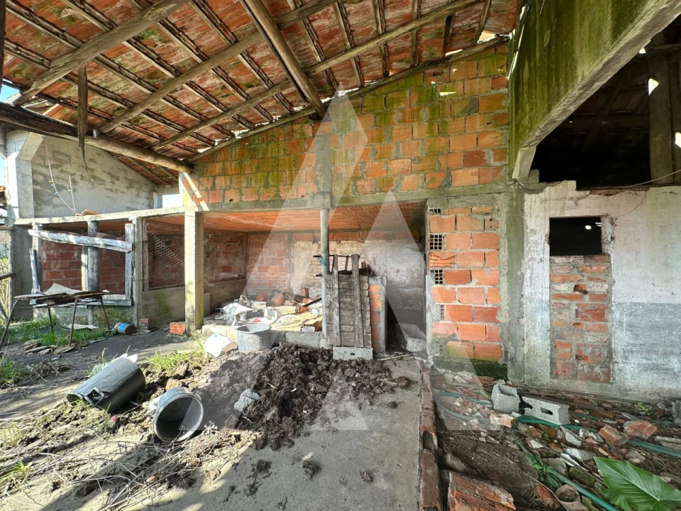 Moradia T2 para Venda em Bustos, Troviscal e Mamarrosa Foto 17