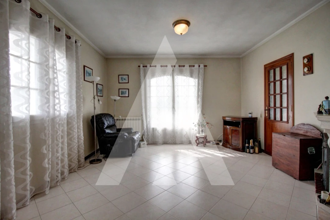 Moradia T3 para Venda em Oiã Foto 12