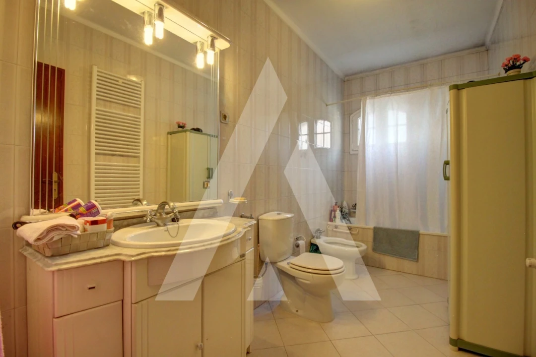 Moradia T3 para Venda em Oiã Foto 19