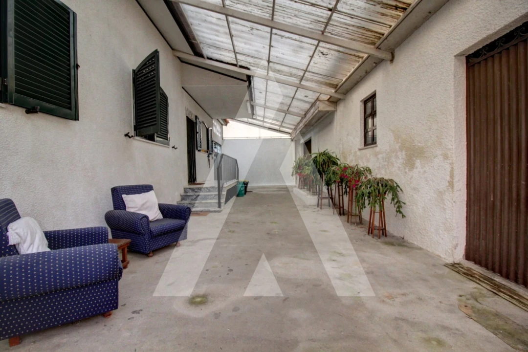 Moradia T3 para Venda em Oiã Foto 31