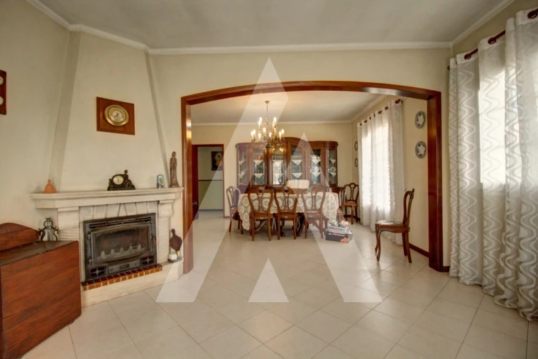 Moradia T3 para Venda em Oiã Foto 6