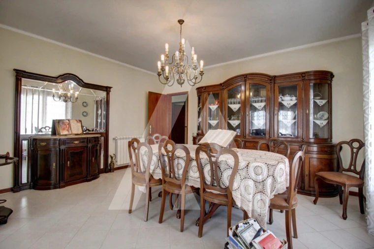 Moradia T3 para Venda em Oiã Foto 4