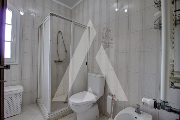 Moradia T3 para Venda em Oiã Foto 16