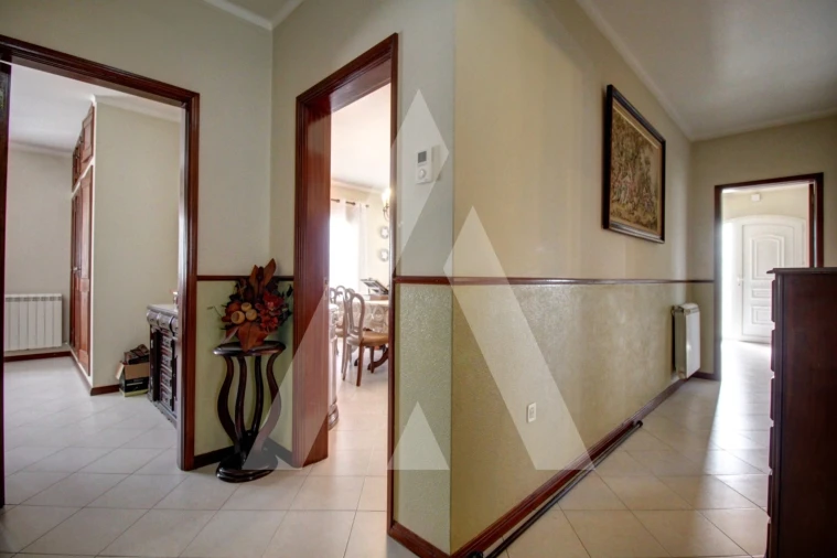 Moradia T3 para Venda em Oiã Foto 20