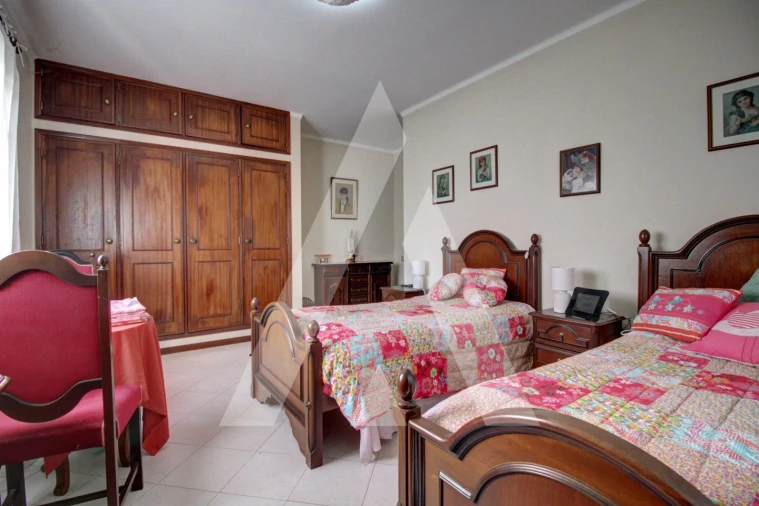 Moradia T3 para Venda em Oiã Foto 23