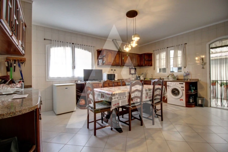 Moradia T3 para Venda em Oiã Foto 9