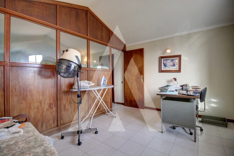 Moradia T3 para Venda em Oiã Foto 30