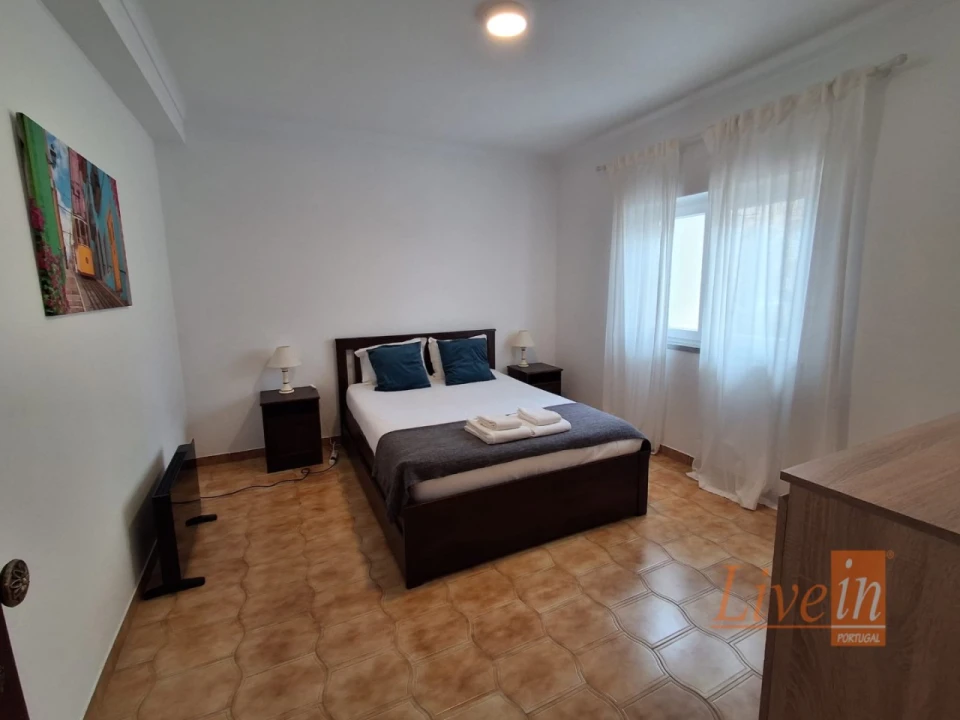 Moradia T5 para Venda em Silveira Foto 18