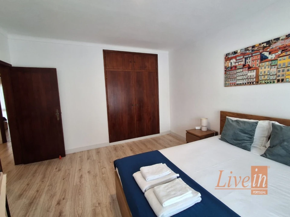 Moradia T5 para Venda em Silveira Foto 26