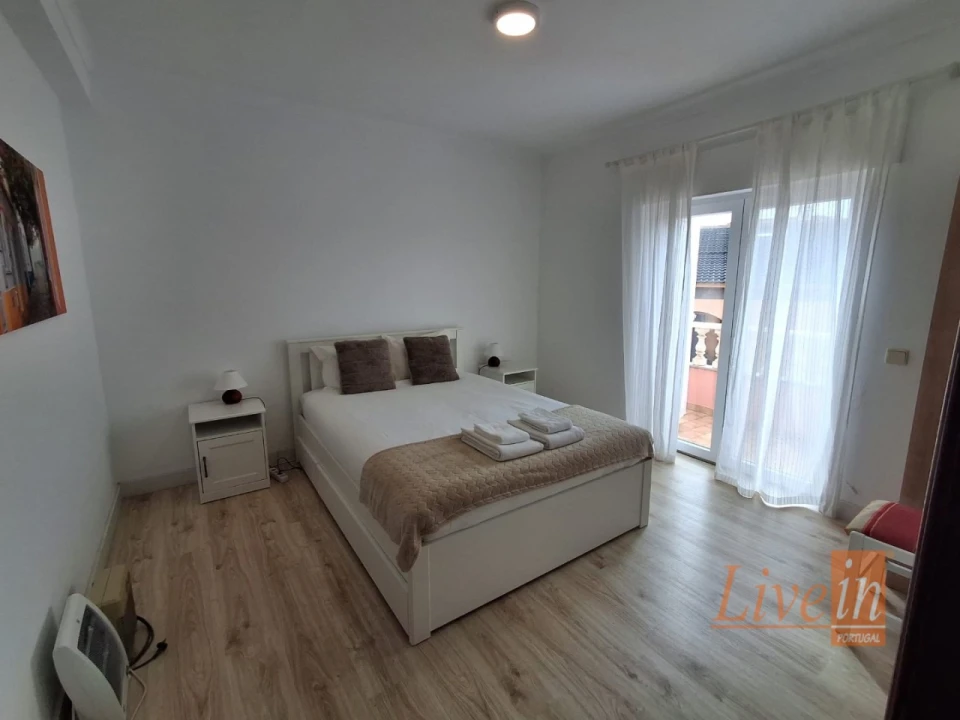 Moradia T5 para Venda em Silveira Foto 28