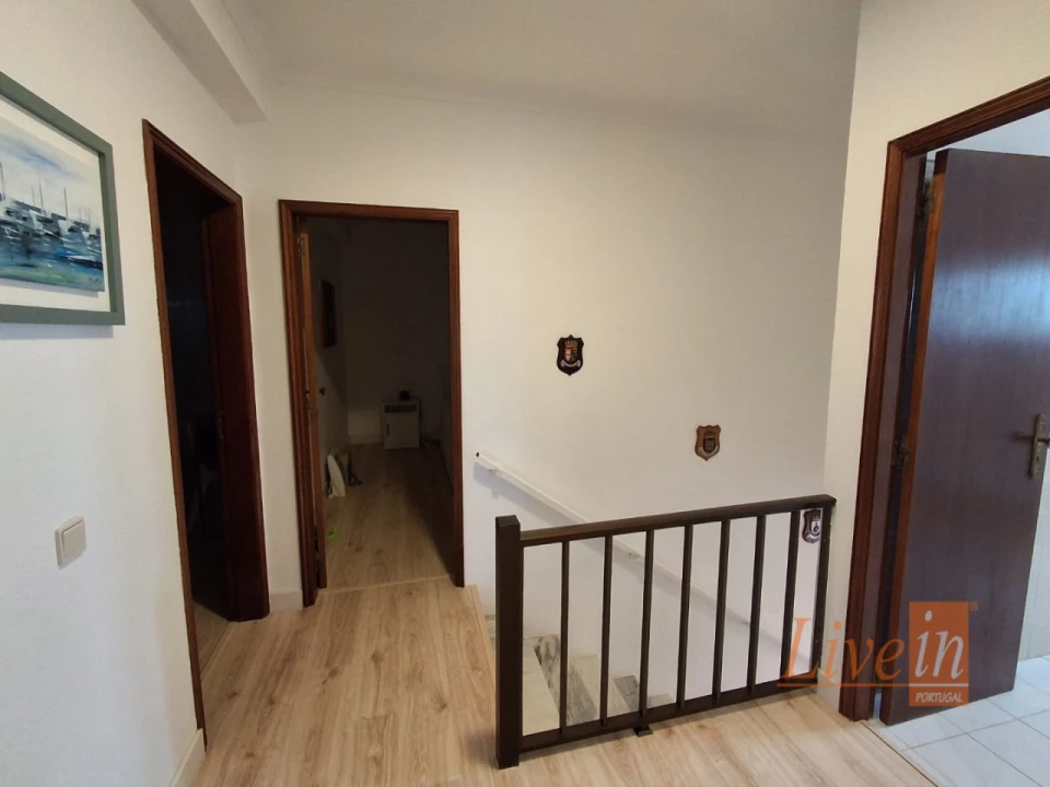 Moradia T5 para Venda em Silveira Foto 31