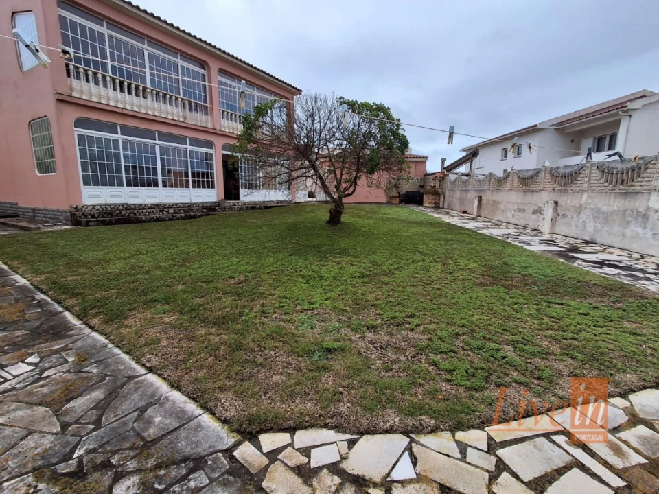 Moradia T5 para Venda em Silveira Foto 34