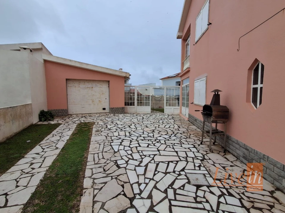 Moradia T5 para Venda em Silveira Foto 43