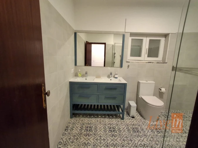 Moradia T5 para Venda em Silveira Foto 19