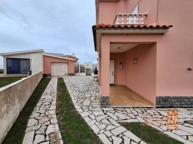 Moradia T5 para Venda em Silveira Foto 44