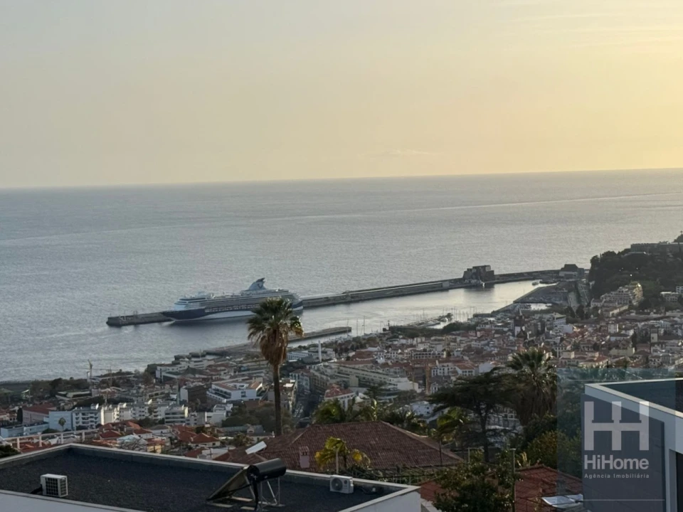 Moradia T3 para Venda em Funchal (Santa Maria Maior) Foto 32