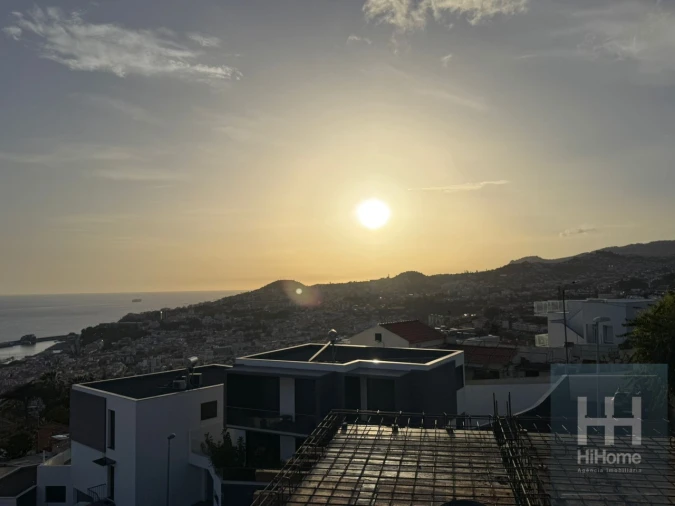 Moradia T3 para Venda em Funchal (Santa Maria Maior) Foto 30