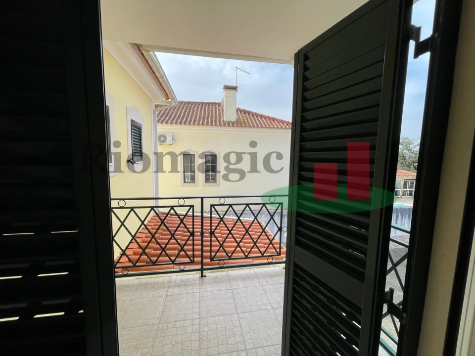 Moradia T4 para Venda em Manique do Intendente, Vila Nova de São Pedro e Maçussa Foto 35