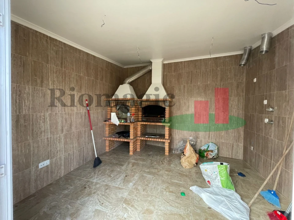 Moradia T4 para Venda em Manique do Intendente, Vila Nova de São Pedro e Maçussa Foto 56