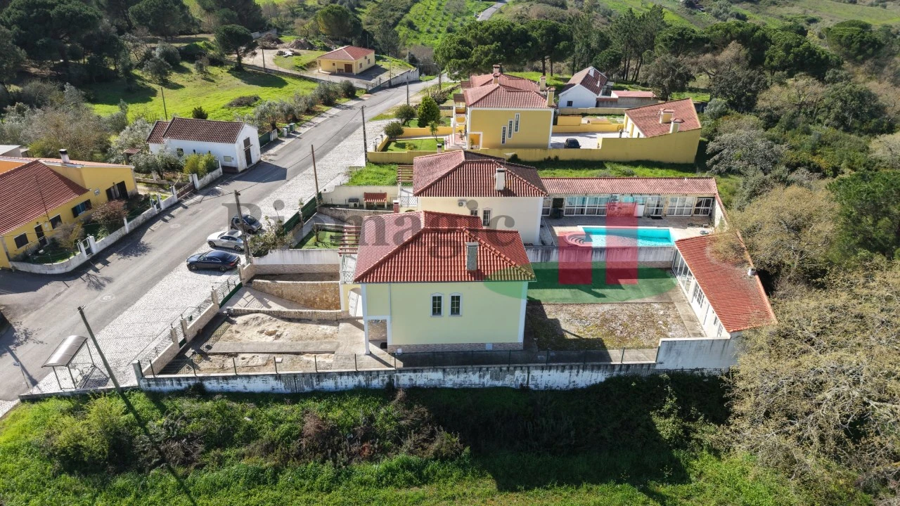 Moradia T4 para Venda em Manique do Intendente, Vila Nova de São Pedro e Maçussa Foto 66