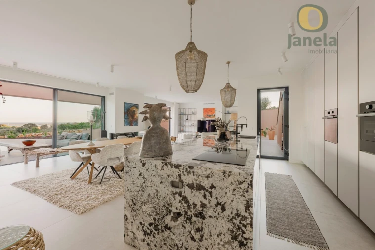 Moradia T4 para Venda em Lagos (São Sebastião e Santa Maria) Foto 19