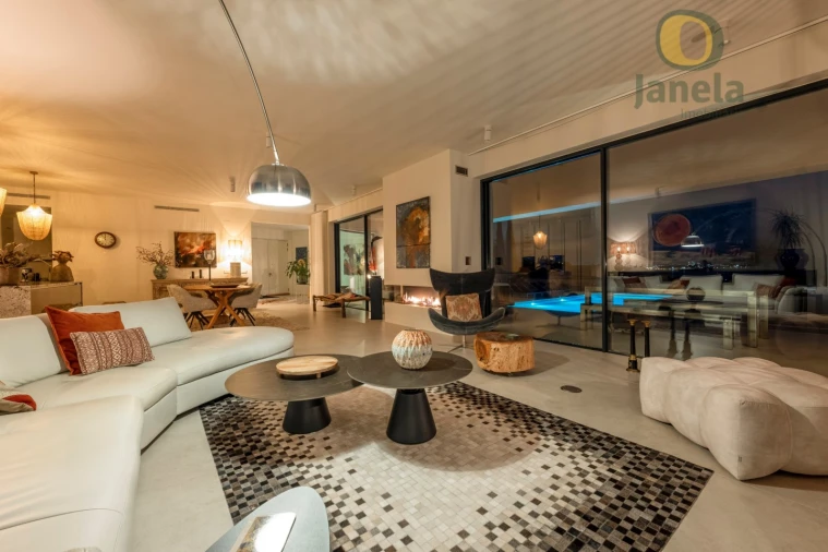 Moradia T4 para Venda em Lagos (São Sebastião e Santa Maria) Foto 26