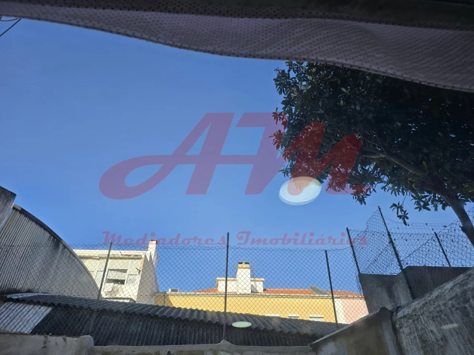 Apartamento T2 para Venda em Venteira Foto 26