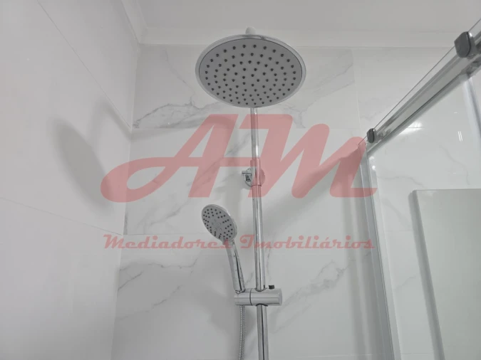 Apartamento T2 para Venda em Venteira Foto 23