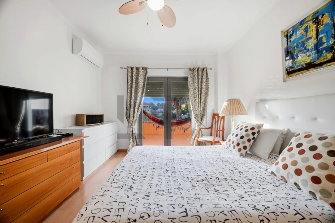 Apartamento T2 para Venda em Alcabideche Foto 9