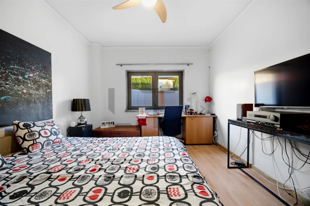 Apartamento T2 para Venda em Alcabideche Foto 12