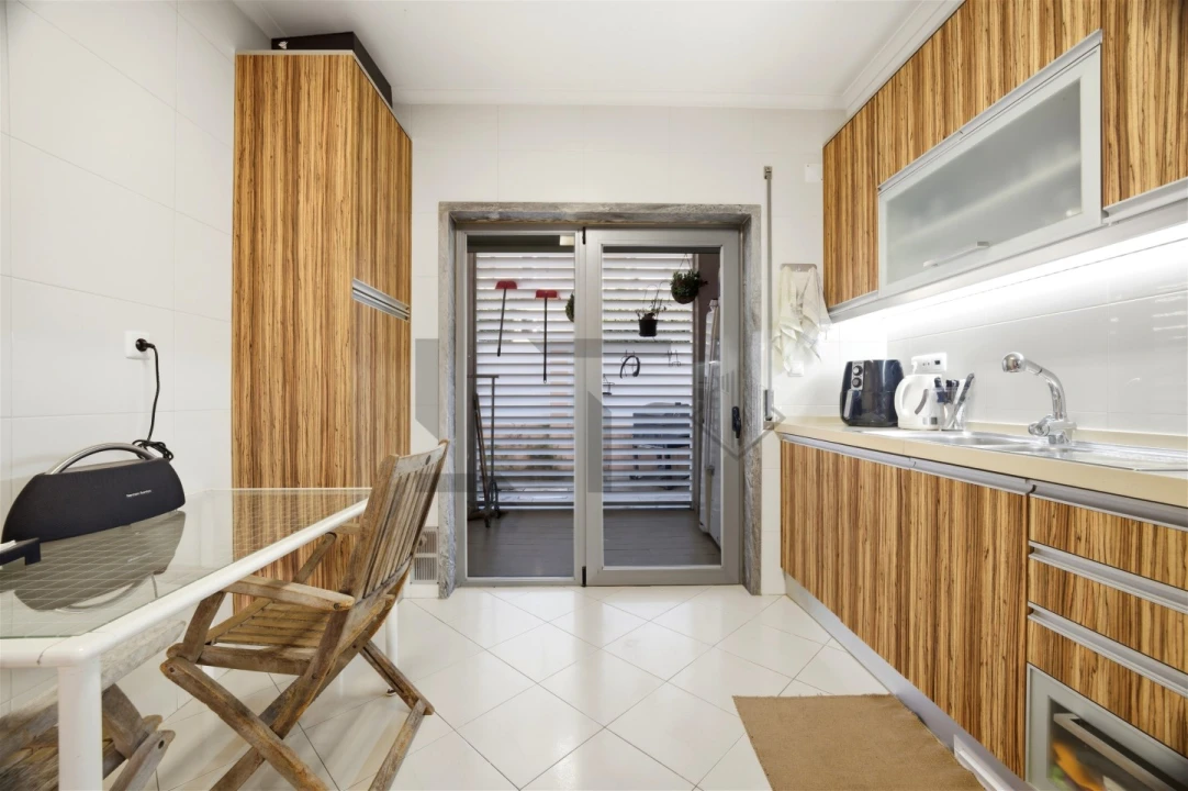 Apartamento T2 para Venda em Alcabideche Foto 14