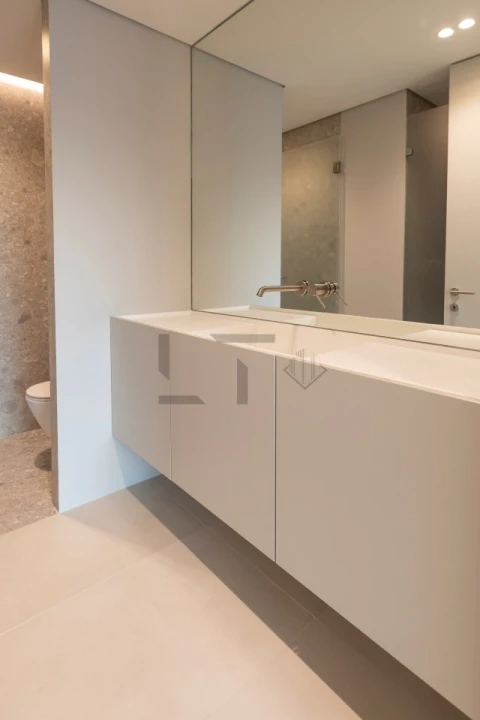 Apartamento T4 para Venda em Avenidas Novas