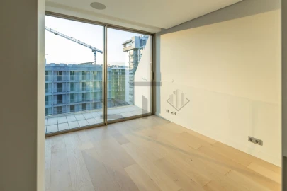 Apartamento T4 para Venda em Avenidas Novas