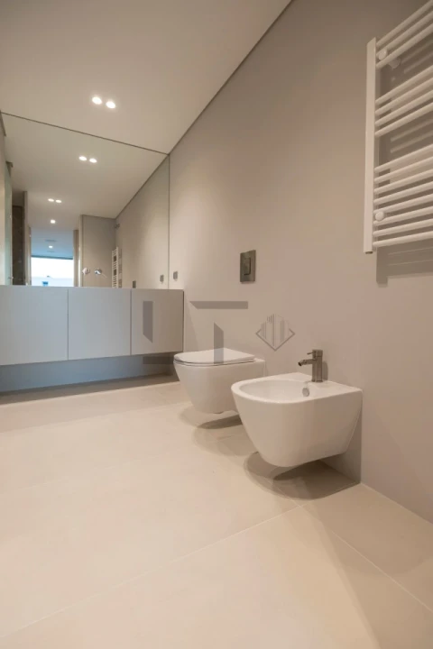 Apartamento T4 para Venda em Avenidas Novas