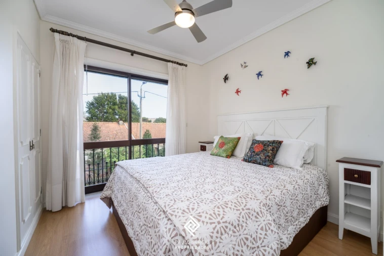 Moradia T4 para Venda em São Felix da Marinha Foto 19