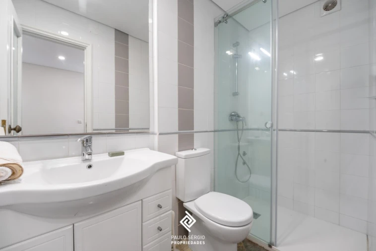 Moradia T4 para Venda em São Felix da Marinha Foto 23