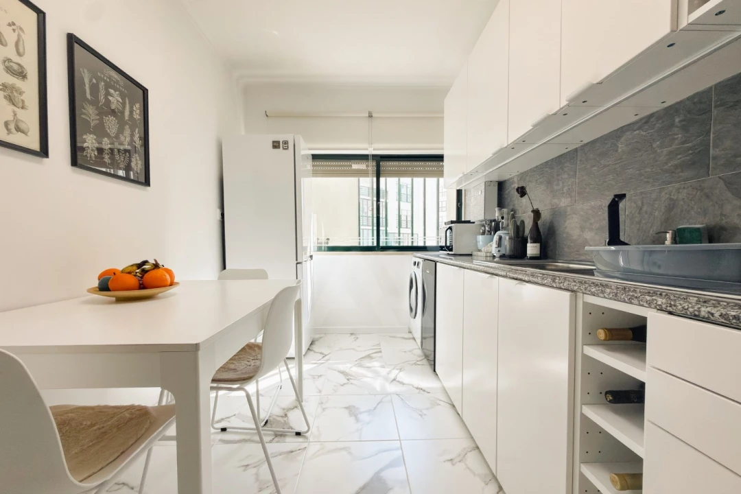 Apartamento T2 para Venda em Massamá e Monte Abraão Foto 13