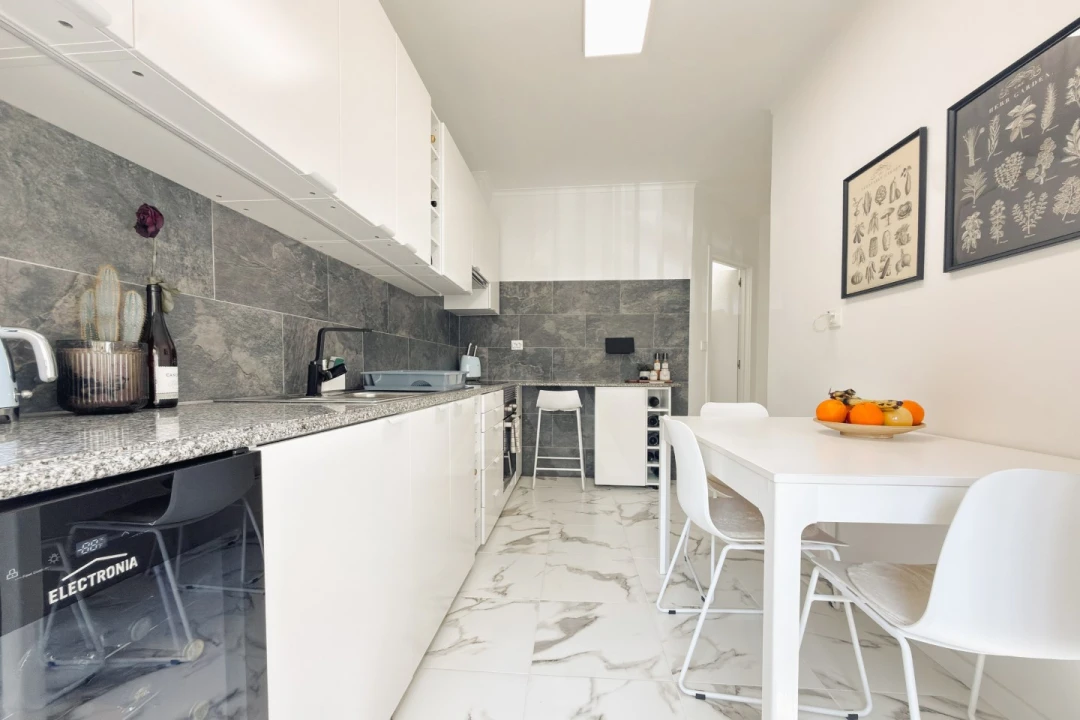 Apartamento T2 para Venda em Massamá e Monte Abraão Foto 14