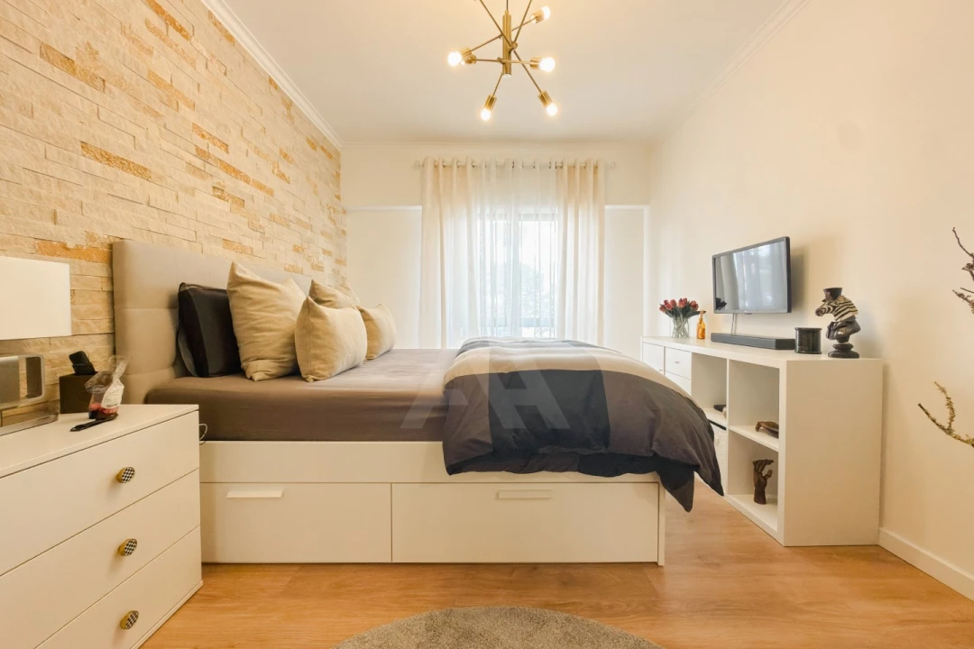 Apartamento T2 para Venda em Massamá e Monte Abraão Foto 20