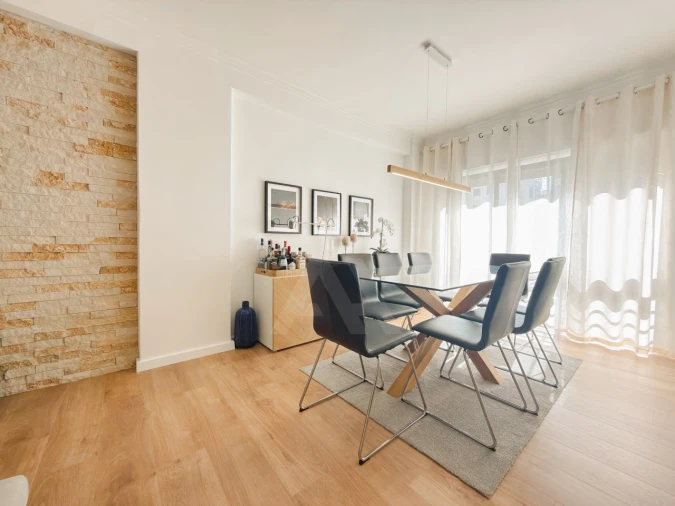 Apartamento T2 para Venda em Massamá e Monte Abraão Foto 4