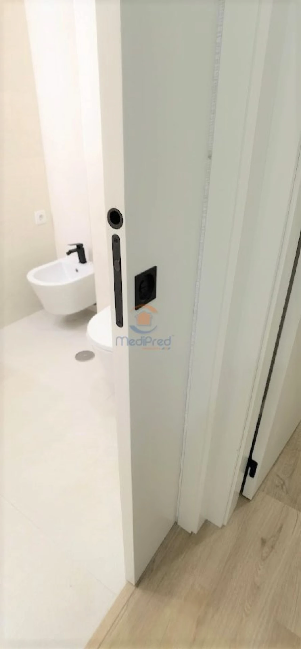 Apartamento T2 para Venda em Santo António dos Cavaleiros e Frielas Foto 11