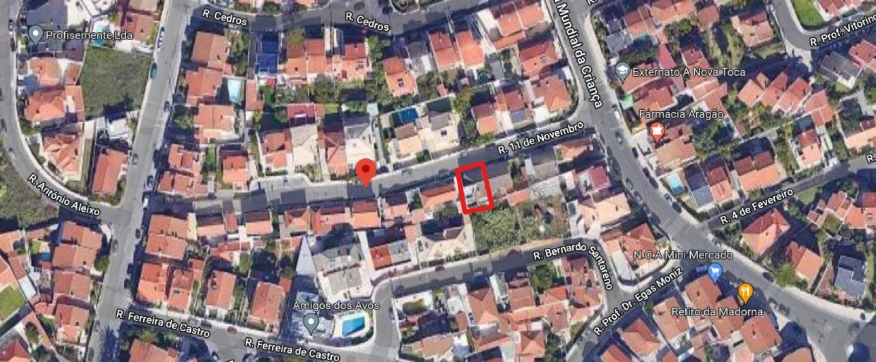 Moradia T5 para Venda em Carcavelos e Parede Foto 51