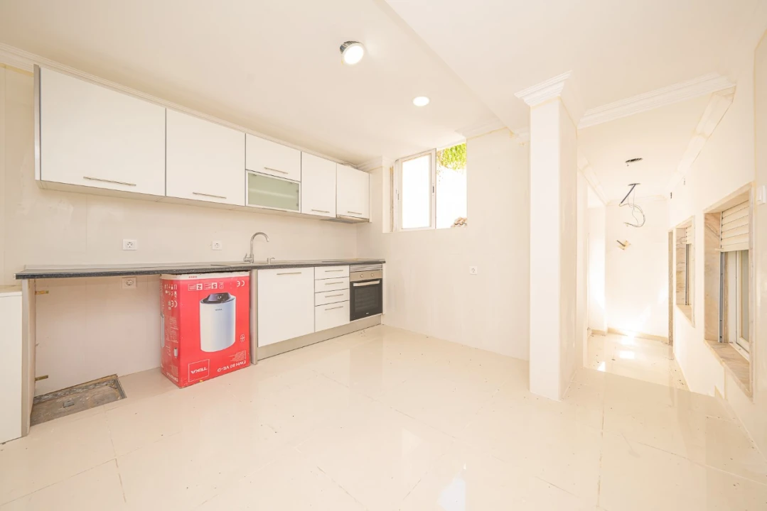 Moradia T5 para Venda em Carcavelos e Parede Foto 34