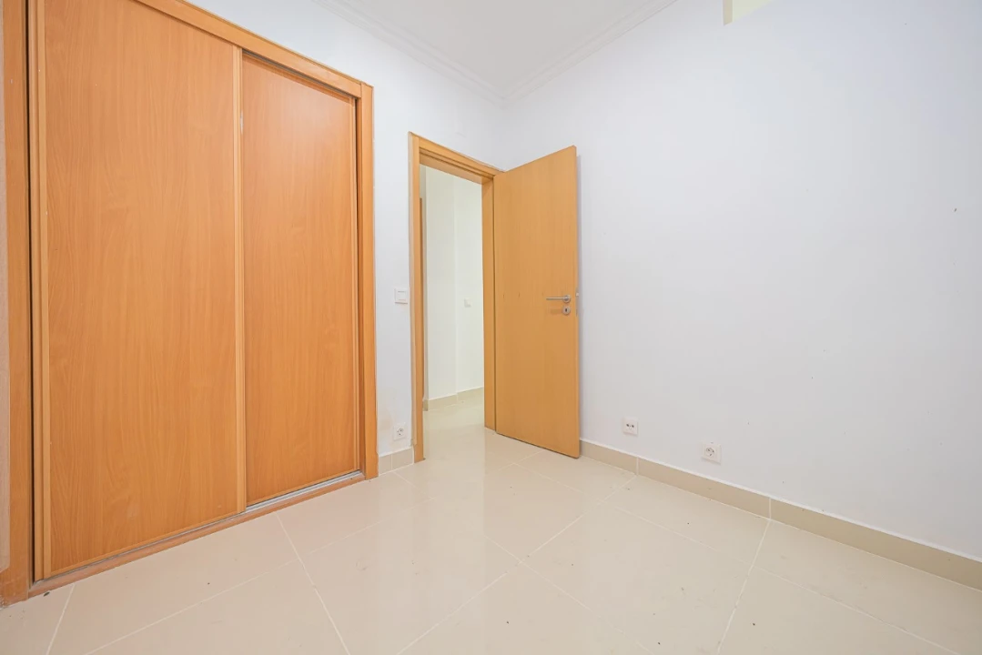 Moradia T5 para Venda em Carcavelos e Parede Foto 43