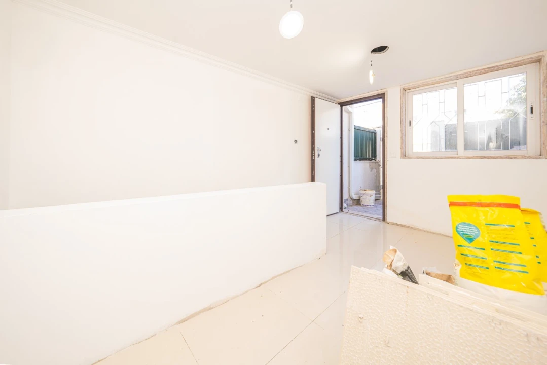 Moradia T5 para Venda em Carcavelos e Parede Foto 31