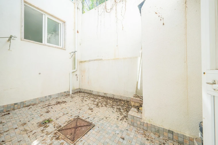 Moradia T5 para Venda em Carcavelos e Parede Foto 38