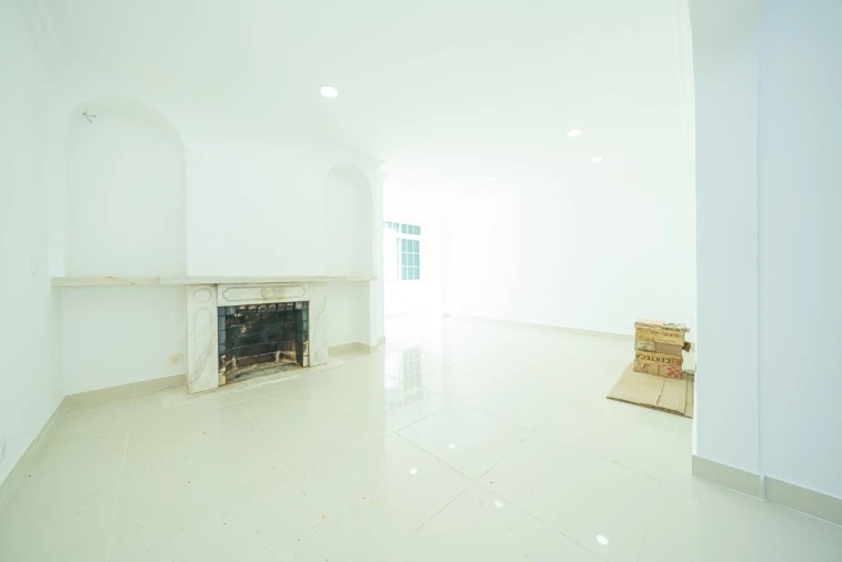 Moradia T5 para Venda em Carcavelos e Parede Foto 4